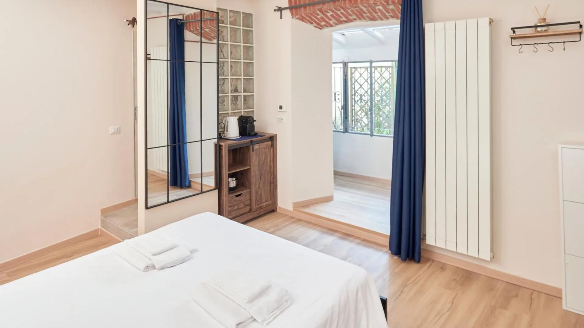 Apartment Luma Domus Romantica Suite Nel Centro Di Milano